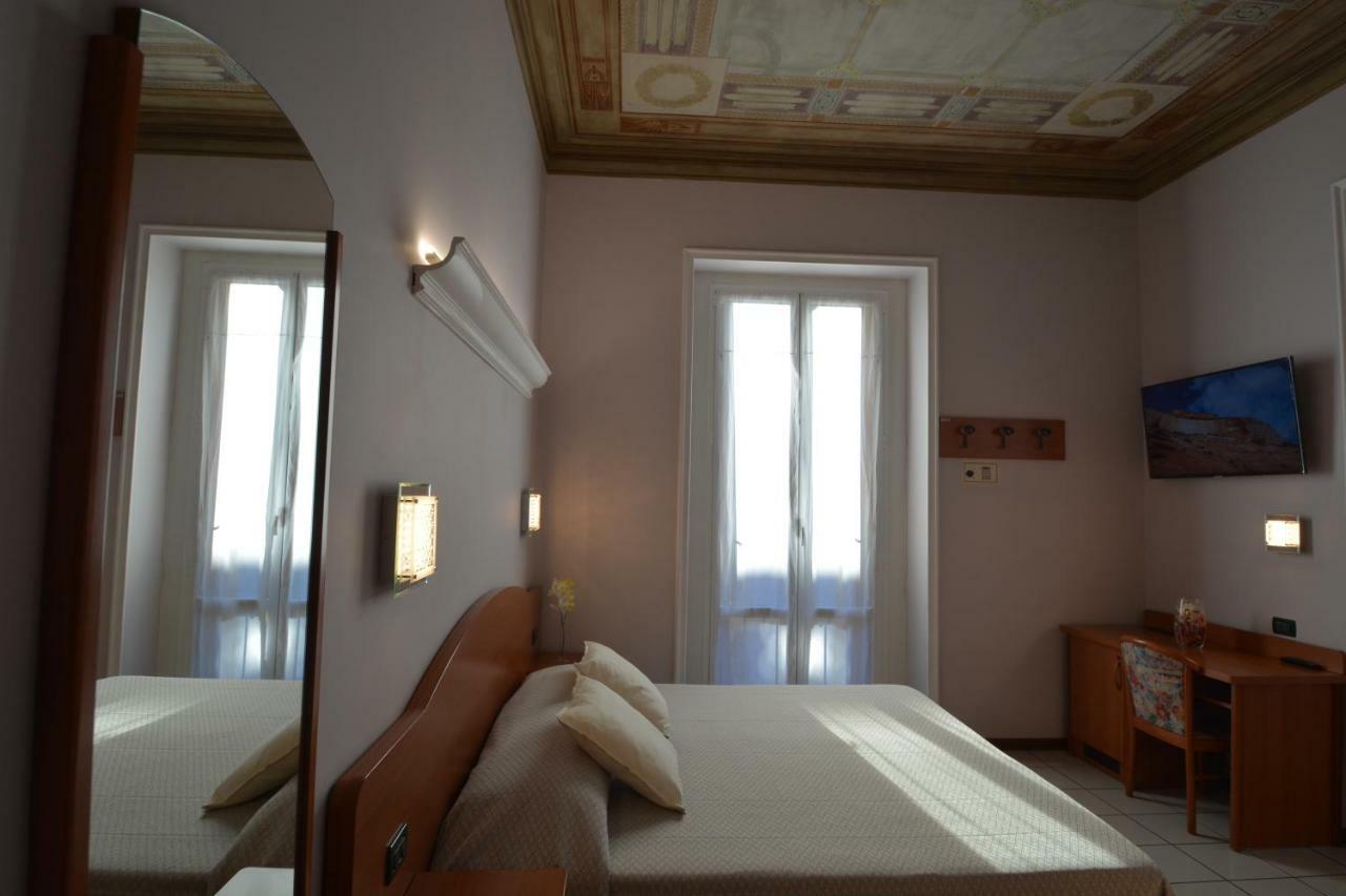 Soana City Rooms Genoa Bagian luar foto