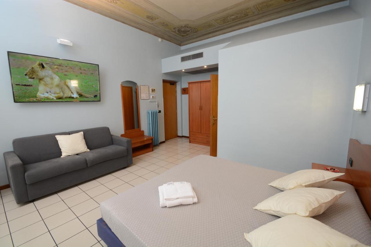 Soana City Rooms Genoa Bagian luar foto