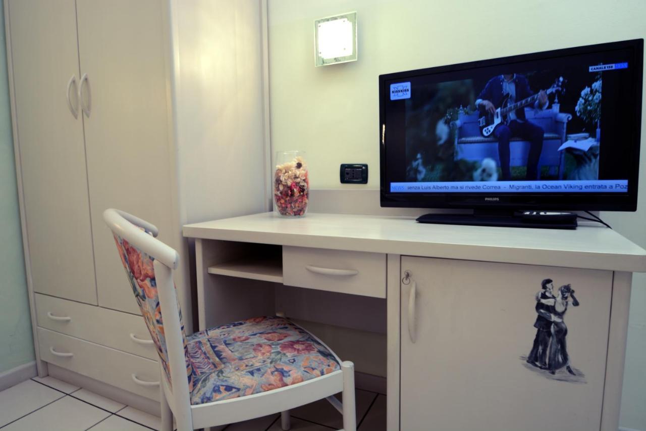 Soana City Rooms Genoa Bagian luar foto