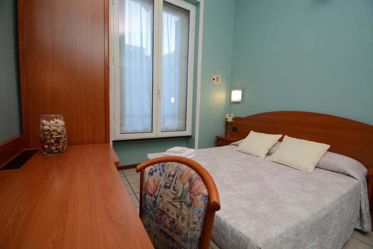 Soana City Rooms Genoa Bagian luar foto