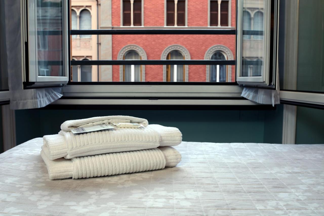 Soana City Rooms Genoa Bagian luar foto