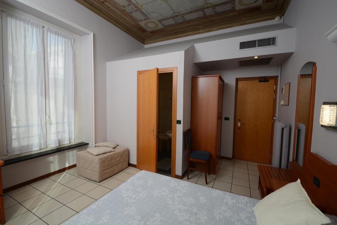 Soana City Rooms Genoa Bagian luar foto
